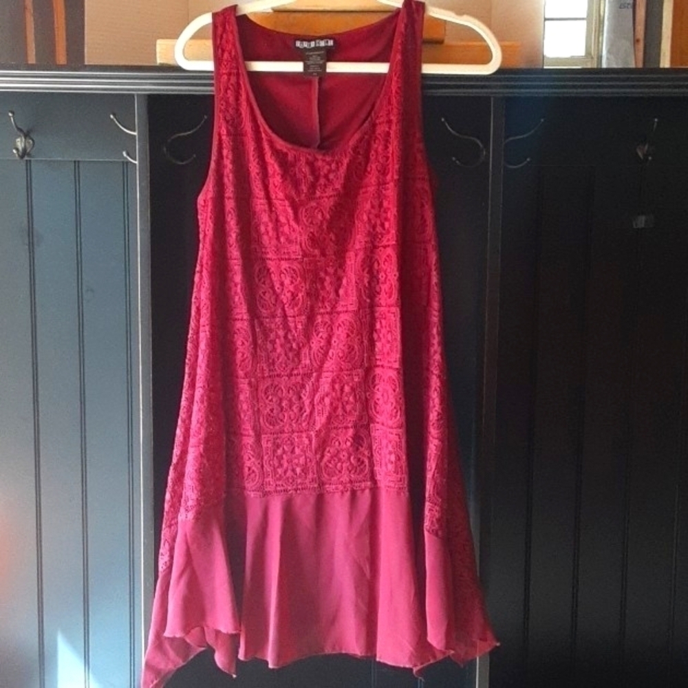 Paper doll lace dress burgundy
